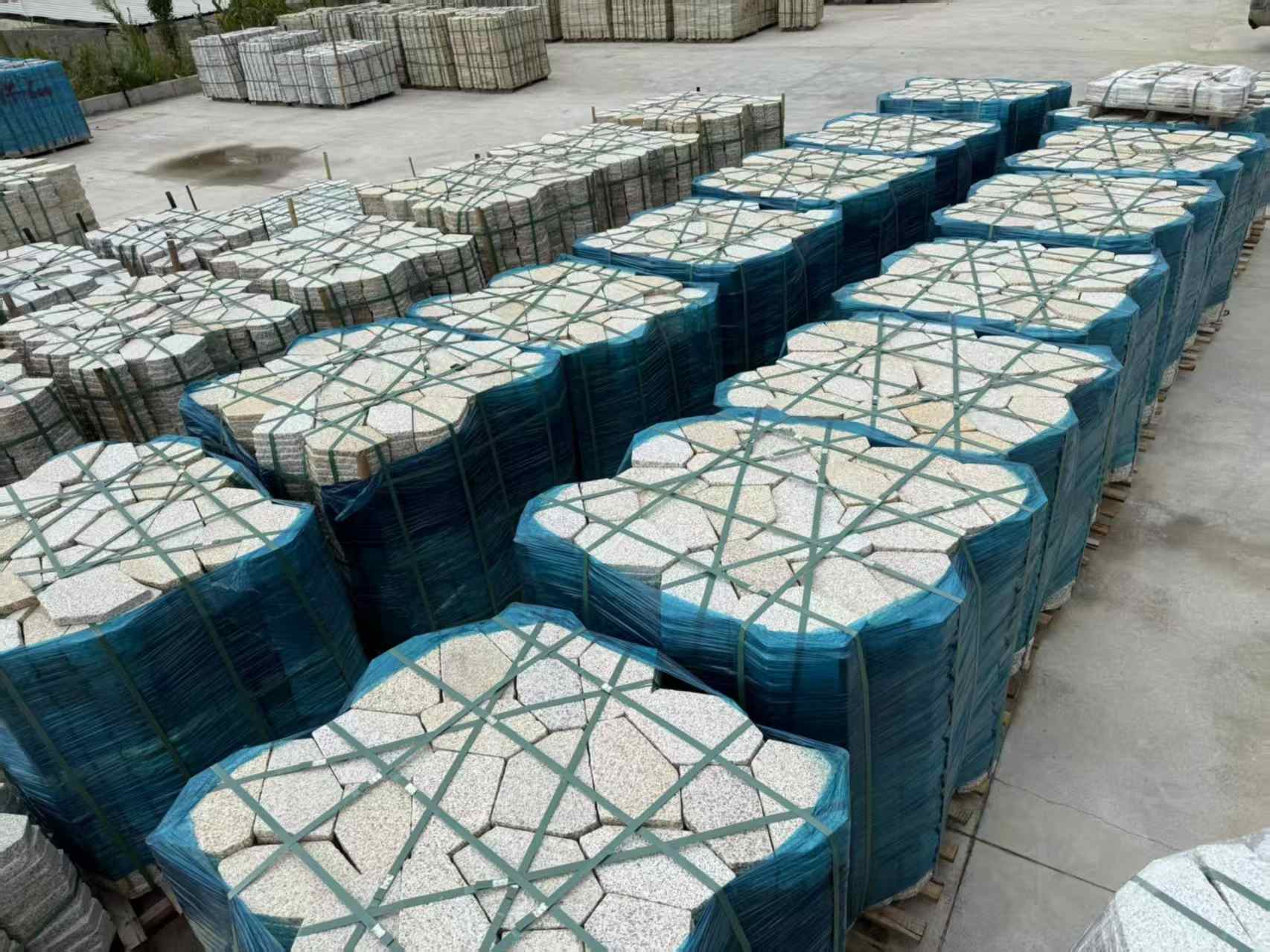 抚顺黄金麻冰裂纹 碎拼