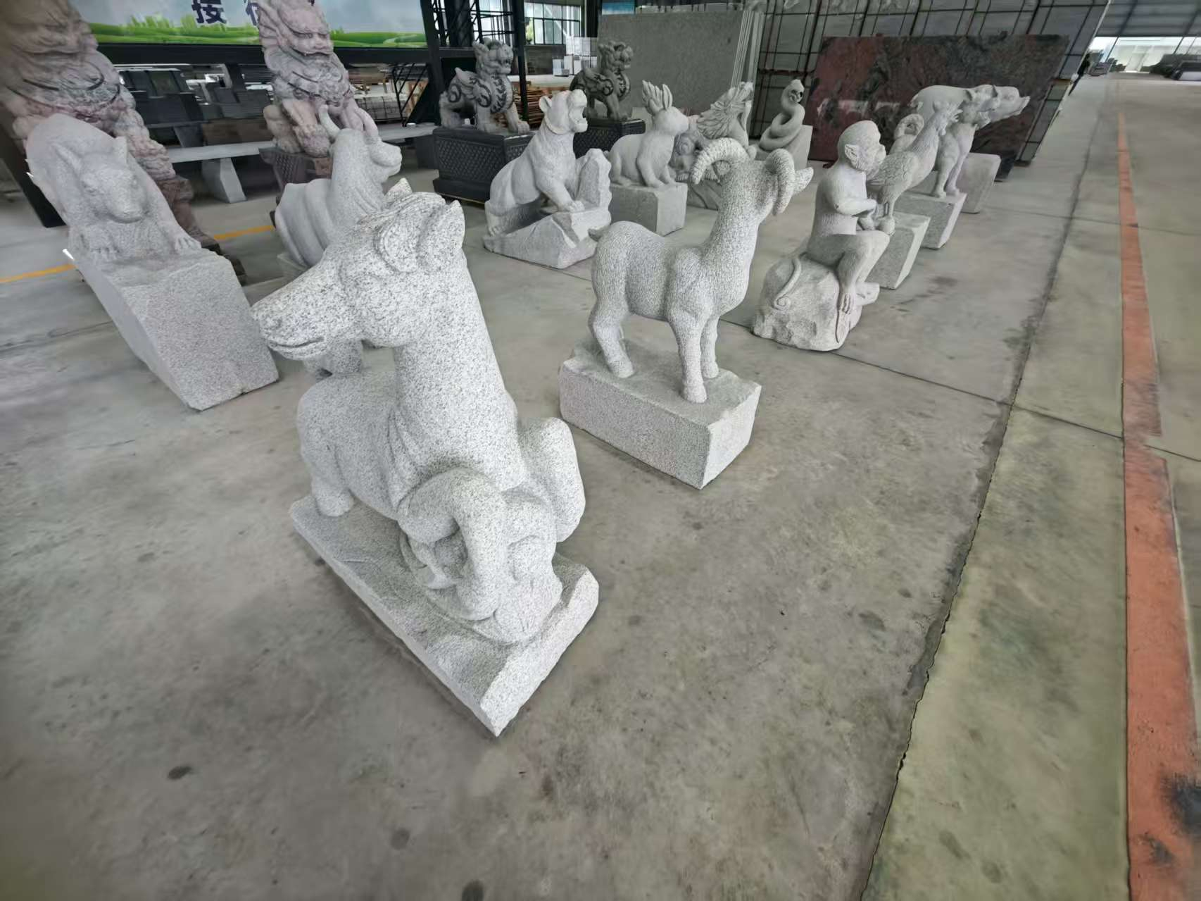 抚顺芝麻白雕刻 十二生肖 异形雕刻