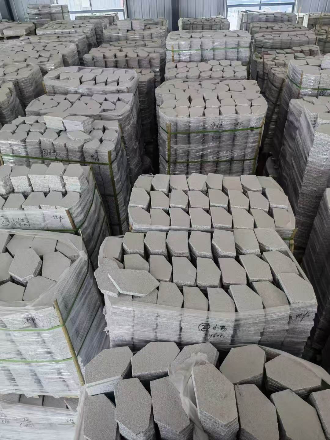抚顺芝麻白石材冰裂纹，碎拼。