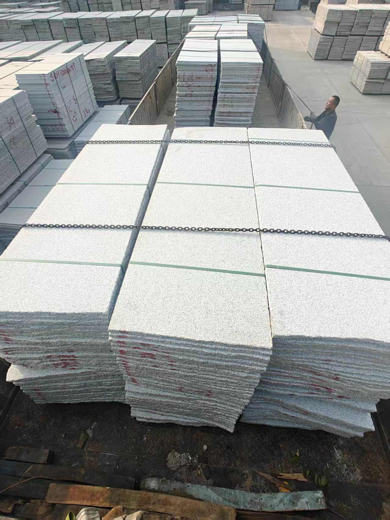 抚顺芝麻白毛板，石材毛板