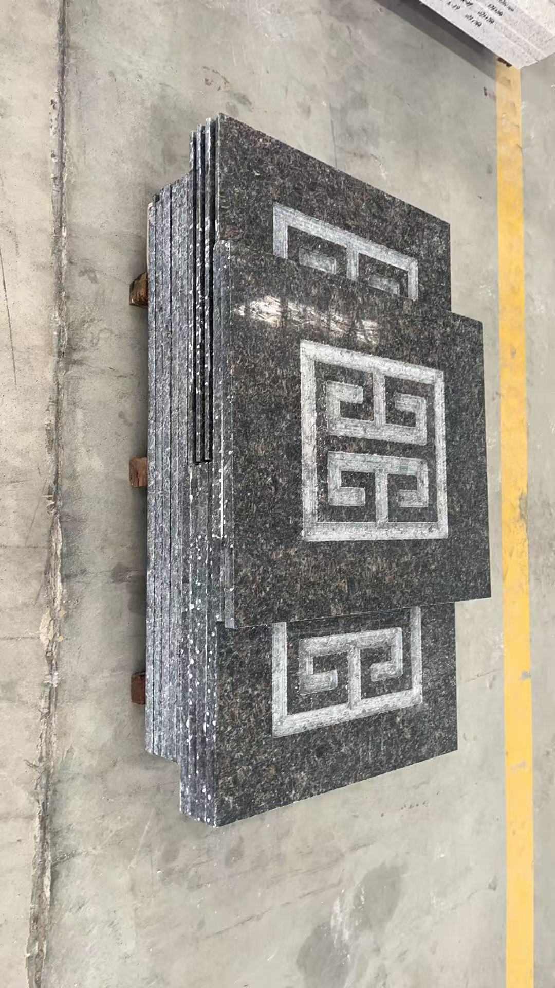抚顺英国棕回纹雕刻版